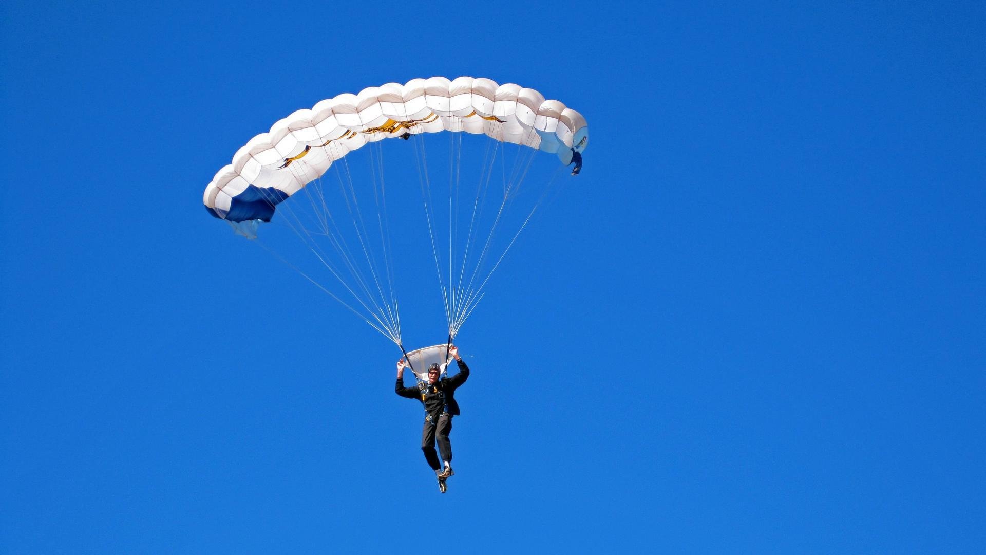 爱游戏官方主页-【赛前准备】运动员如何用战术策划应对不同对手？，运动员在赛场上如何快速决策